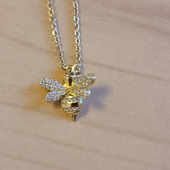 APM Monaco Cubic Zirconia Adjustable Bee Pendant Necklace Silver AG 925 - Picture 1 of 7
